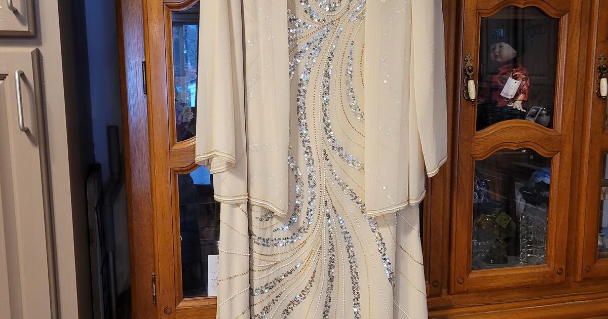 Dress for 30 in Akron, OH For Sale & Free — Nextdoor