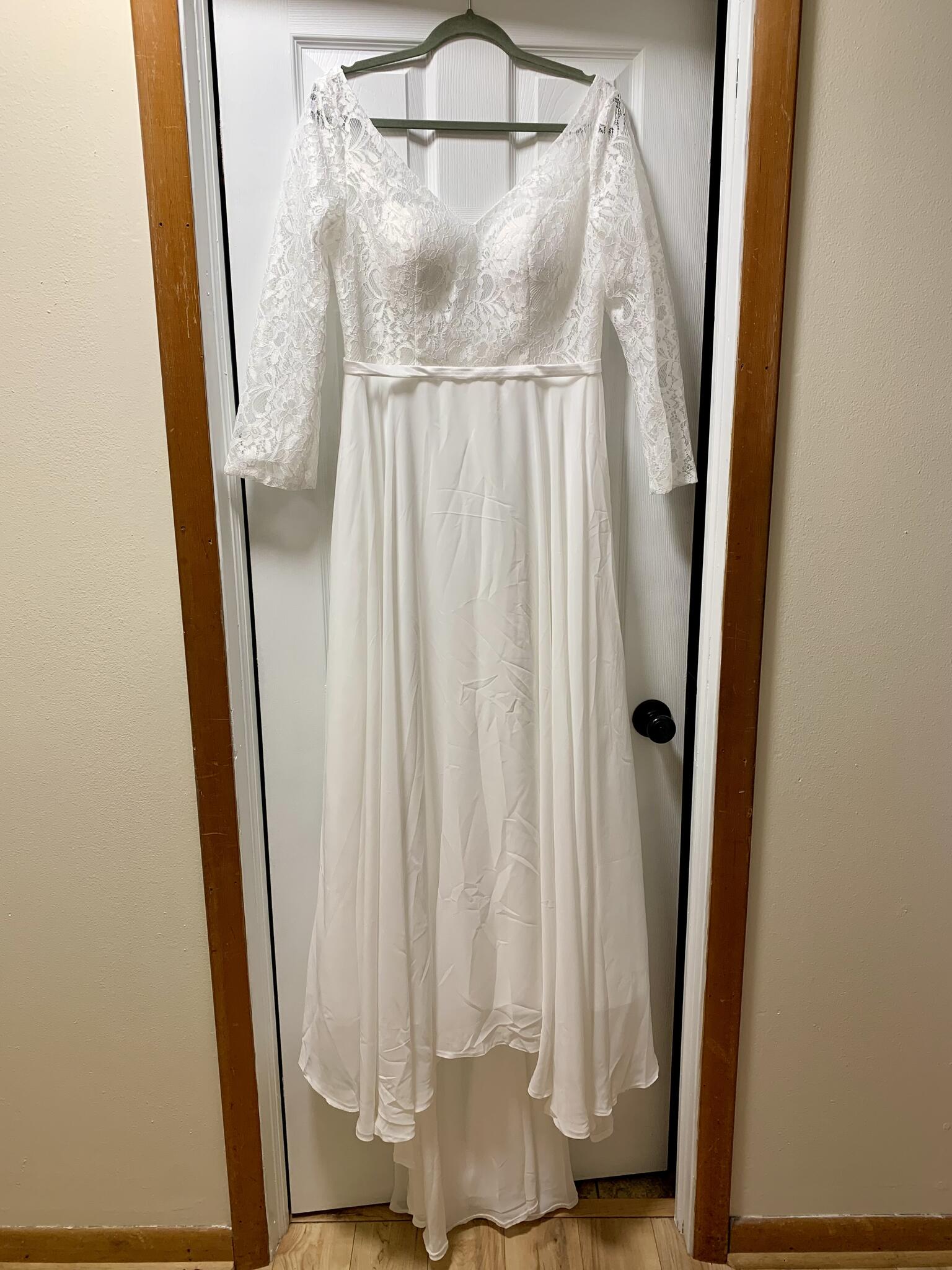 Brand New Wedding Dress For Sale! for $30 in Honey Brook, PA | For Sale ...