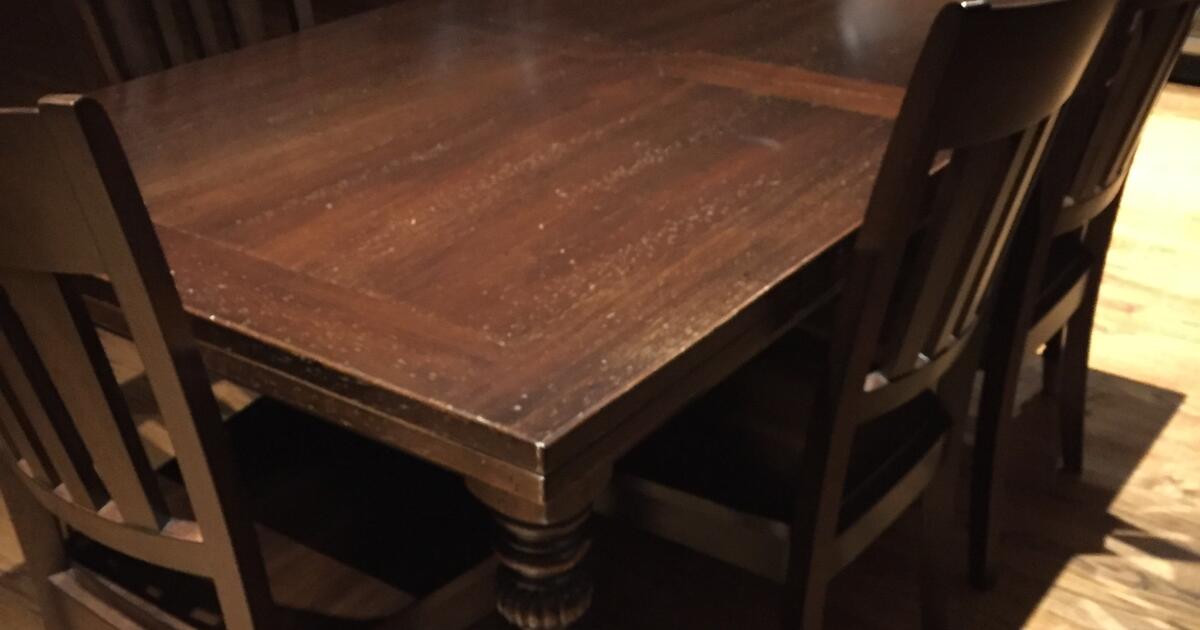 Furniture for 1 in New Canaan, CT For Sale & Free — Nextdoor