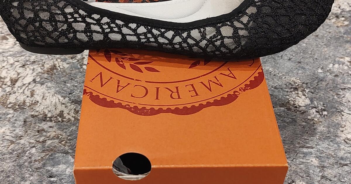 Ladies Shoes Size 9 5 For 9 In The Villages FL For Sale Free 