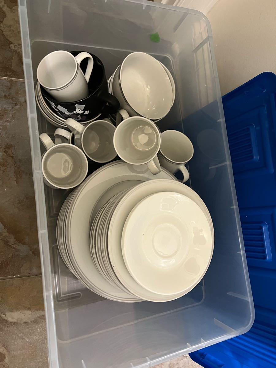PICK UP PENDING: Set of White Dinnerware