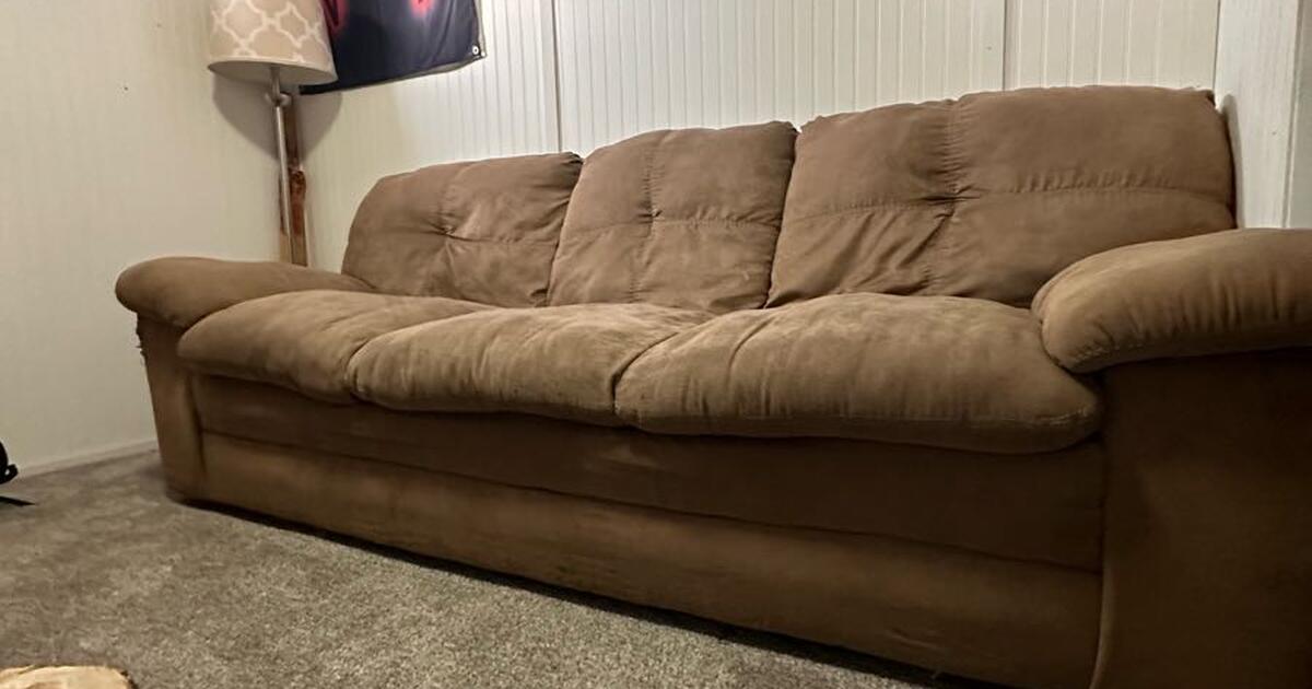 Free couch for Free in Minneapolis, MN For Sale & Free — Nextdoor