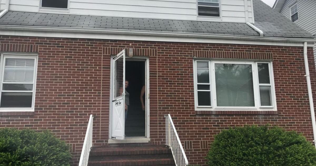 Newly remodeled three bedroom apartment for rent in Staten Island