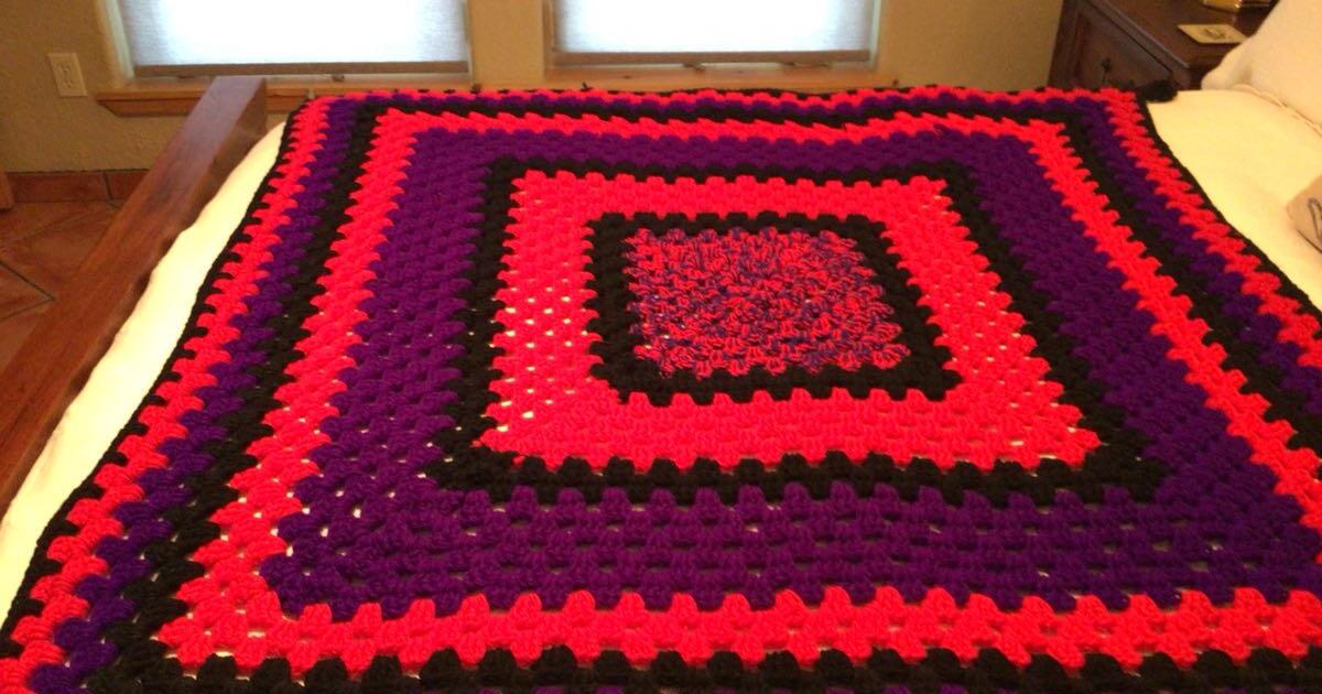 Beautiful throw for 20 in Helotes, TX For Sale & Free — Nextdoor