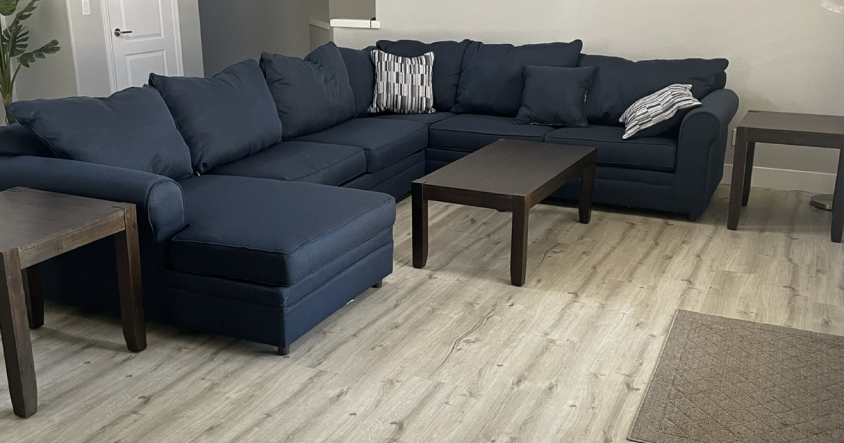 Sectional couch for 550 in Fresno, CA For Sale & Free — Nextdoor