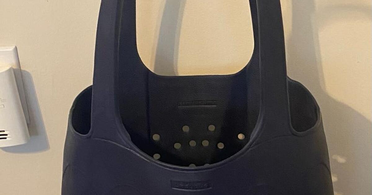 Beach bag waterproof for 10 in Murrells Inlet, SC For Sale & Free