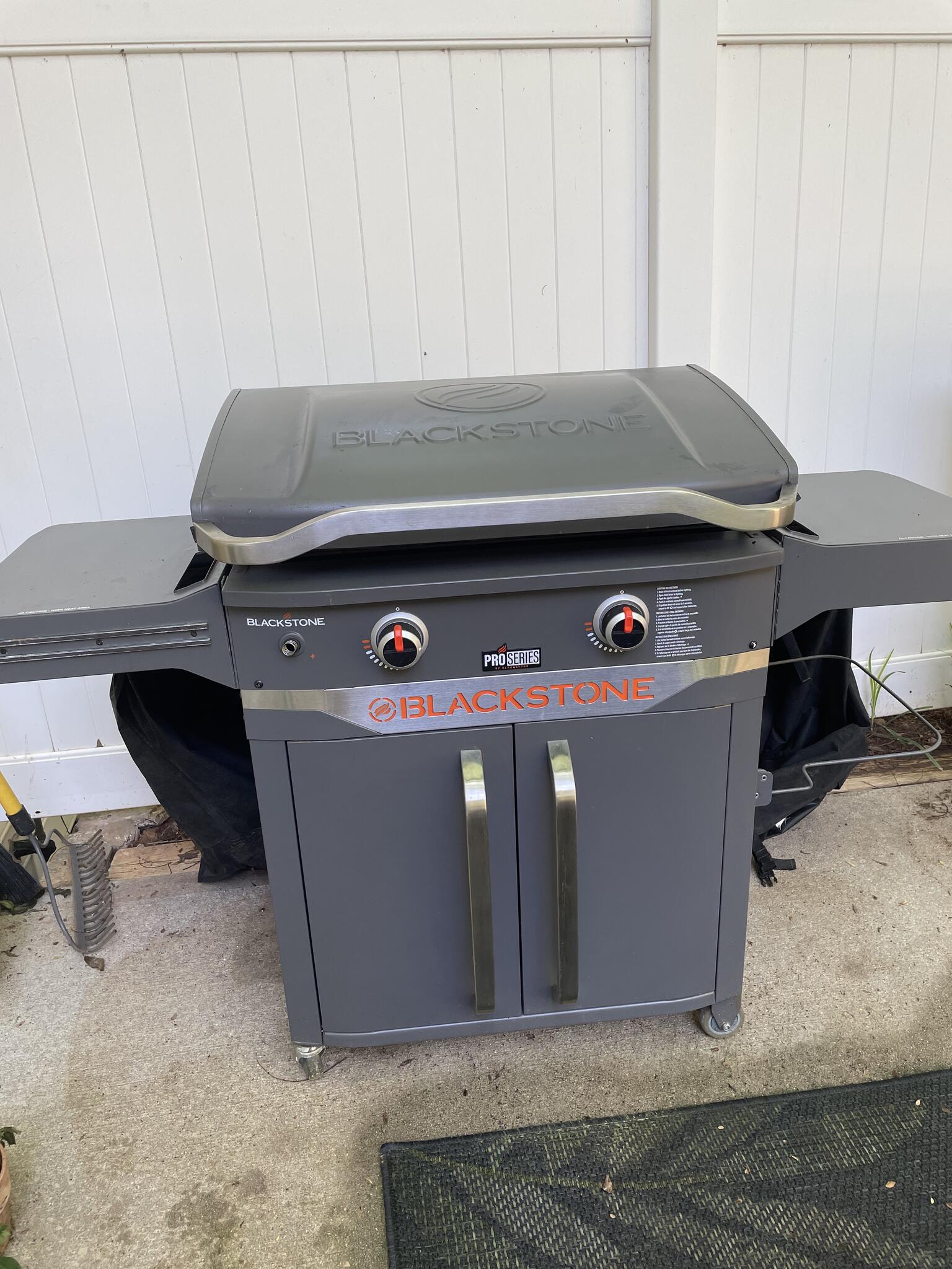 Blackstone 28" Grill $275 includes all