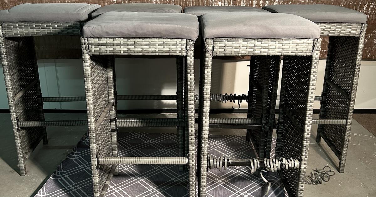 Indoor/Outdoor Furniture for 10 in Selbyville, DE For Sale & Free