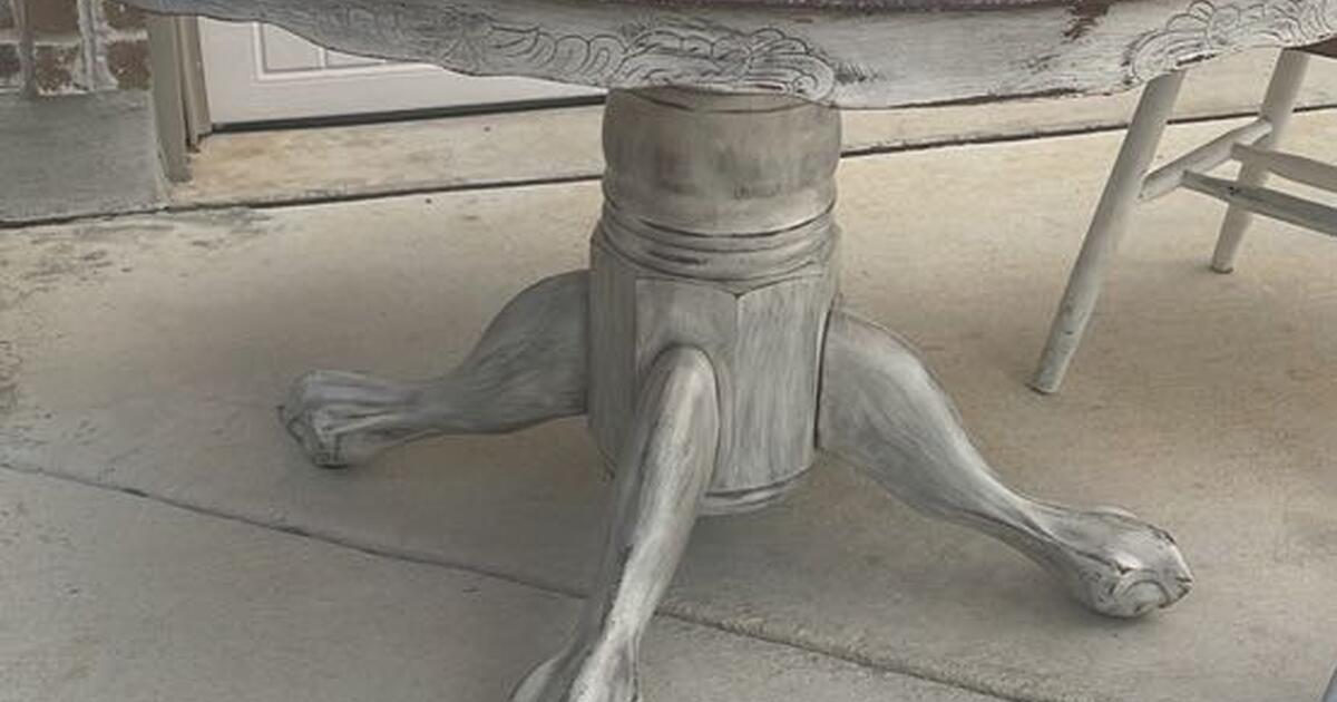 Table w/ chairs for 200 in New Braunfels, TX Finds — Nextdoor