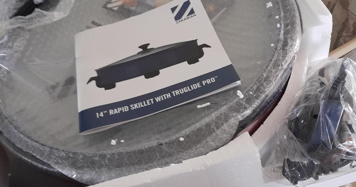 Electric Skillet 14" non stick for 20 in Port Charlotte, FL For Sale