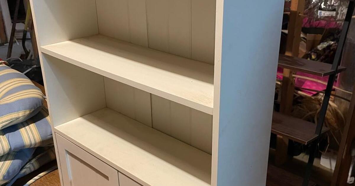 Furniture Piece for 30 in Hiram, GA For Sale & Free — Nextdoor