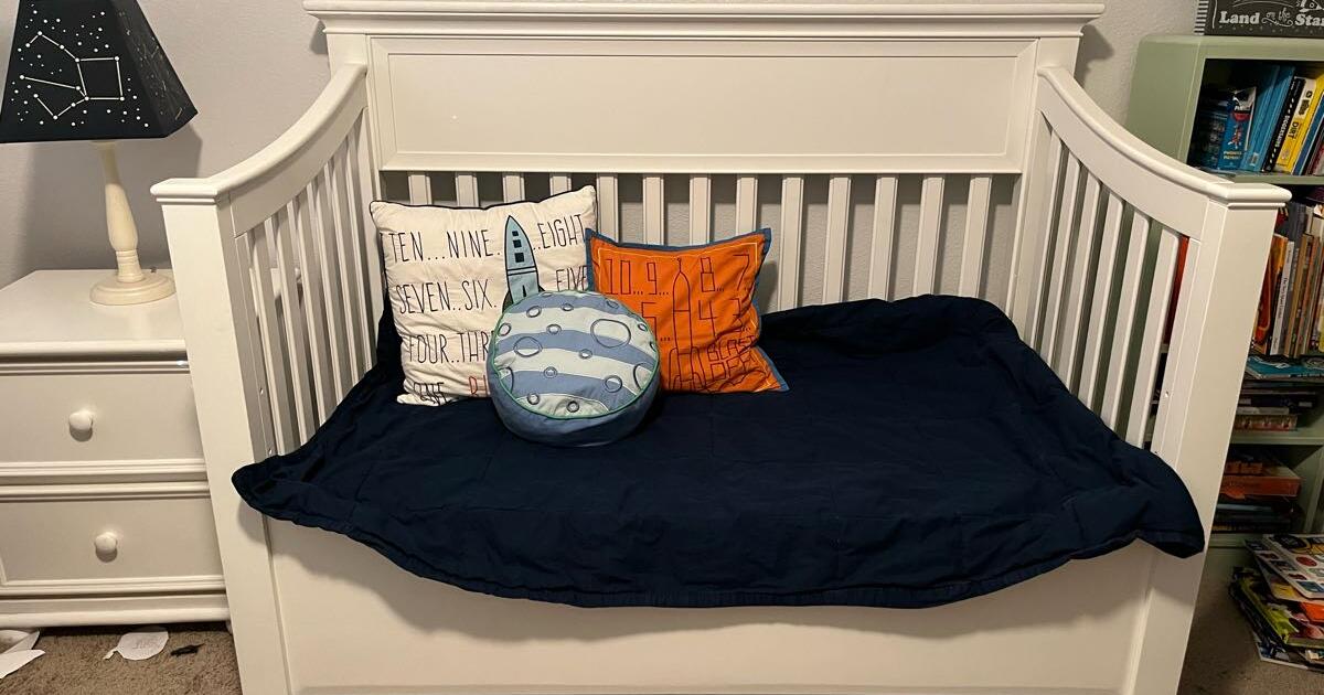 Pottery Barn Larkin Convertible Crib for 500 in Loomis, CA For Sale