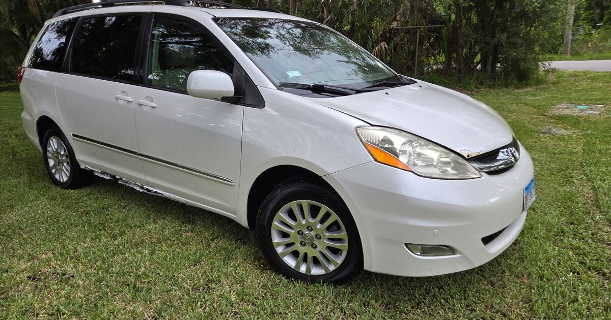 Toyota Sienna Limited Minivan for $2255 in Ruskin, FL | For Sale & Free ...
