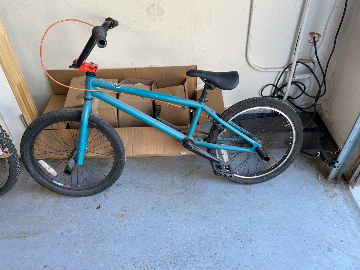 Felt vault bmx bike online