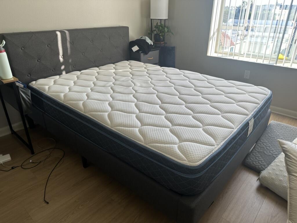 queen size mattress frame without footboard