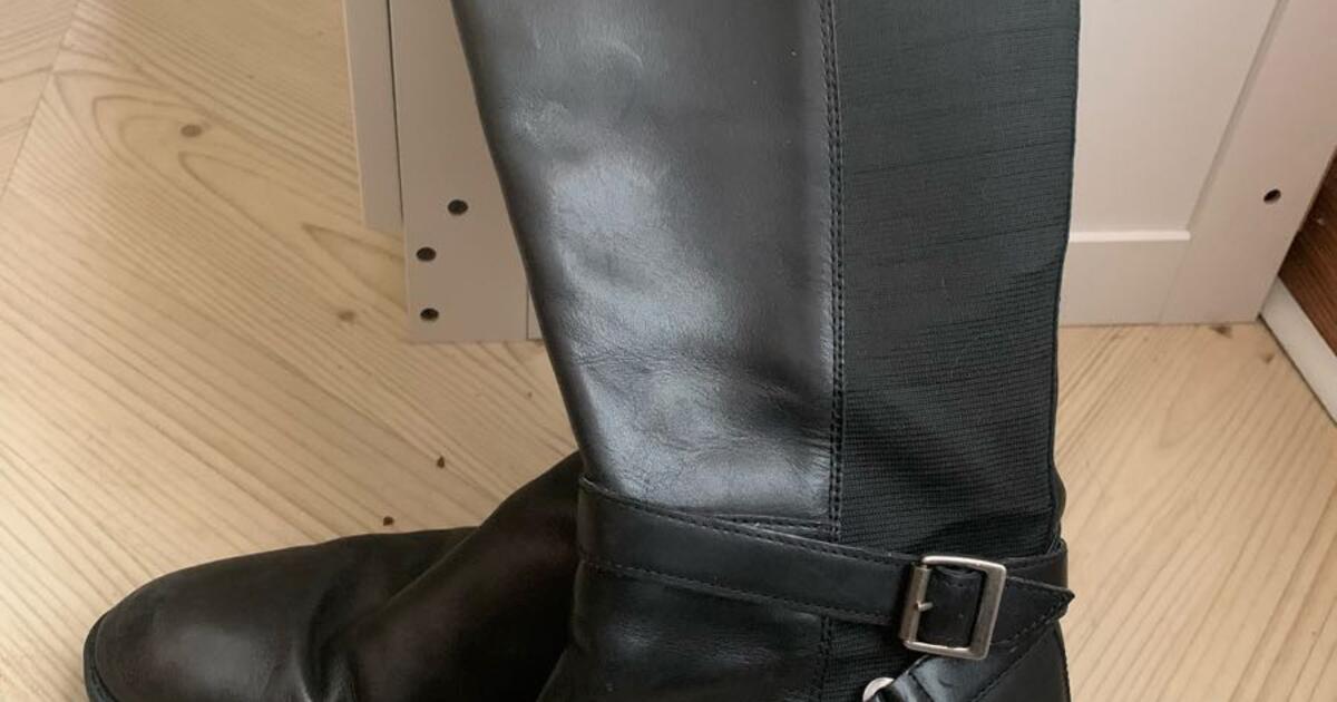 WOMENS black leather boots in Plymouth, MI | For Sale & Free — Nextdoor