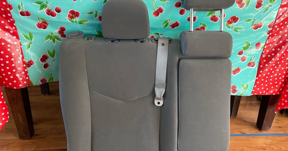 FREE 2 3rds Of A Toyota Prius Back Row gen 3 2010 2012 For Free In free-2-3rds-of-a-toyota-prius-back-row-gen-3-2010-2012-for-free-in