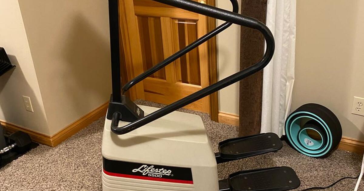 Stair climber life Step 5500 for 50 in Greenwood, IN Finds — Nextdoor