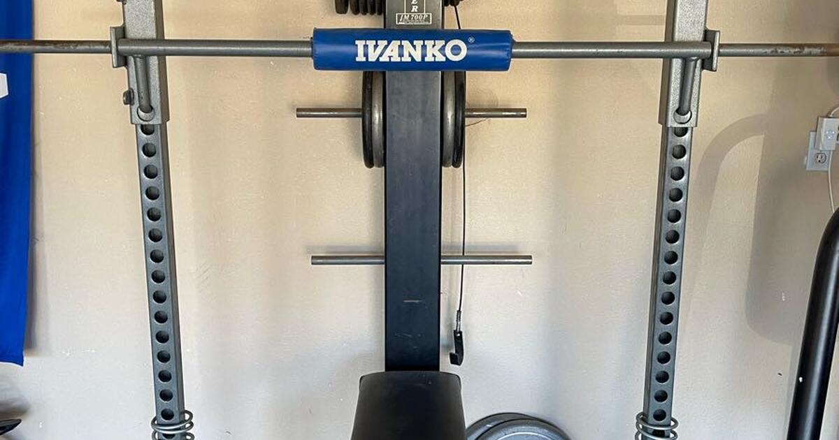Weight lifting equipment for 300 in Monument, CO For Sale & Free