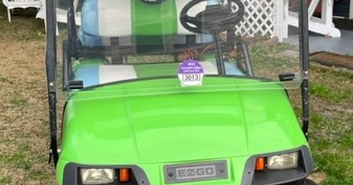 Green 2008 EZGO TXT Golf Cart for 3000 in Murrells Inlet, SC For