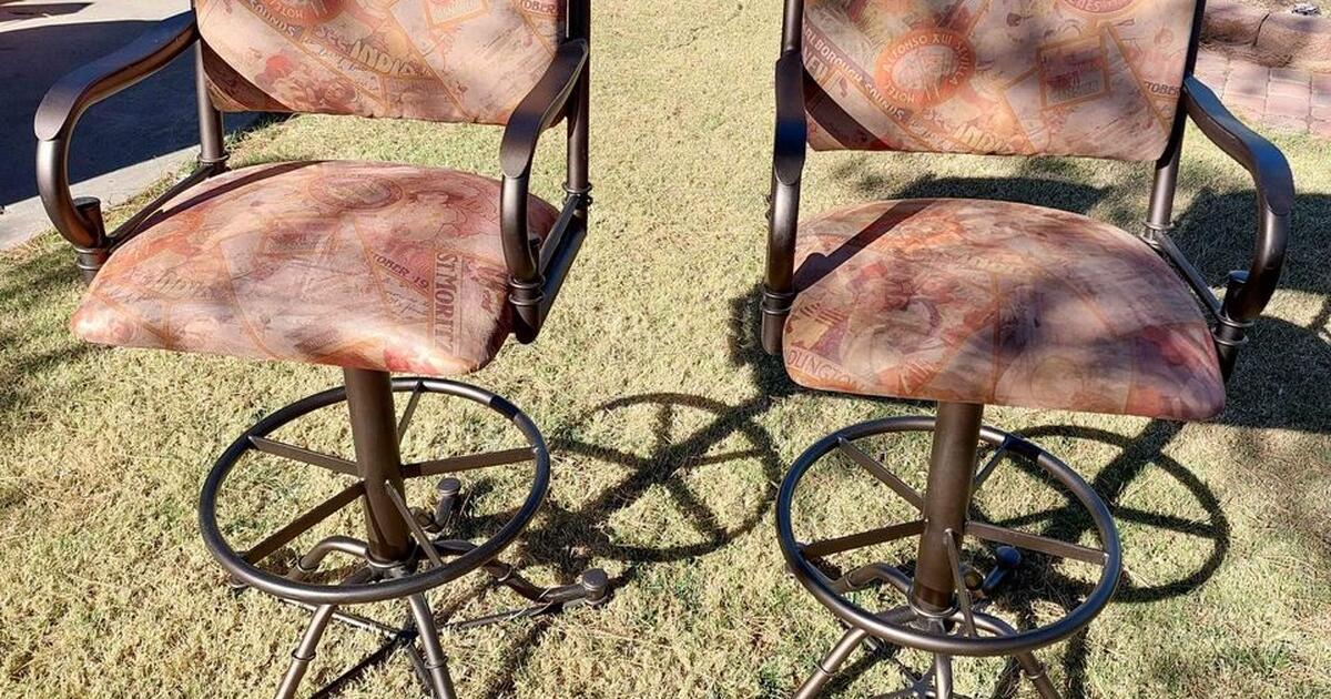 Greece Tapestry Upholstery Iron Trundler Tilt/ Swivel Bar Stools a Pair