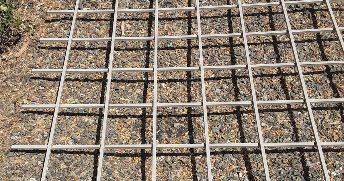 Metal trellis for Free in Phoenix, AZ For Sale & Free — Nextdoor