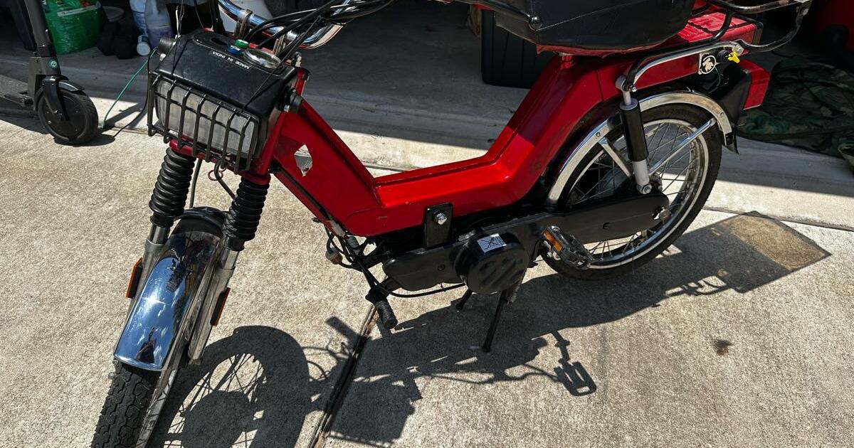 Moped for 350 in Austin, TX For Sale & Free — Nextdoor