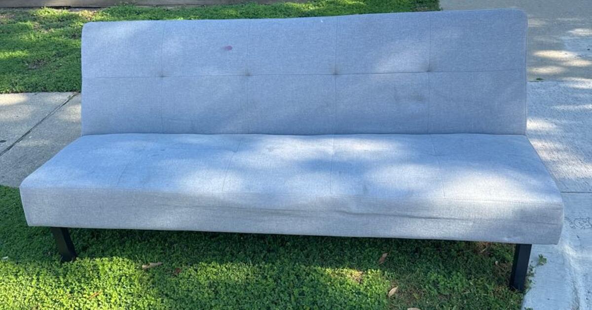 Couch/sofa For Free In McKinney, TX | For Sale & Free — Nextdoor