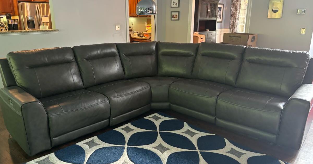 Moving Sale Sun & Mon Furniture and more! for 123456 in Marietta, GA