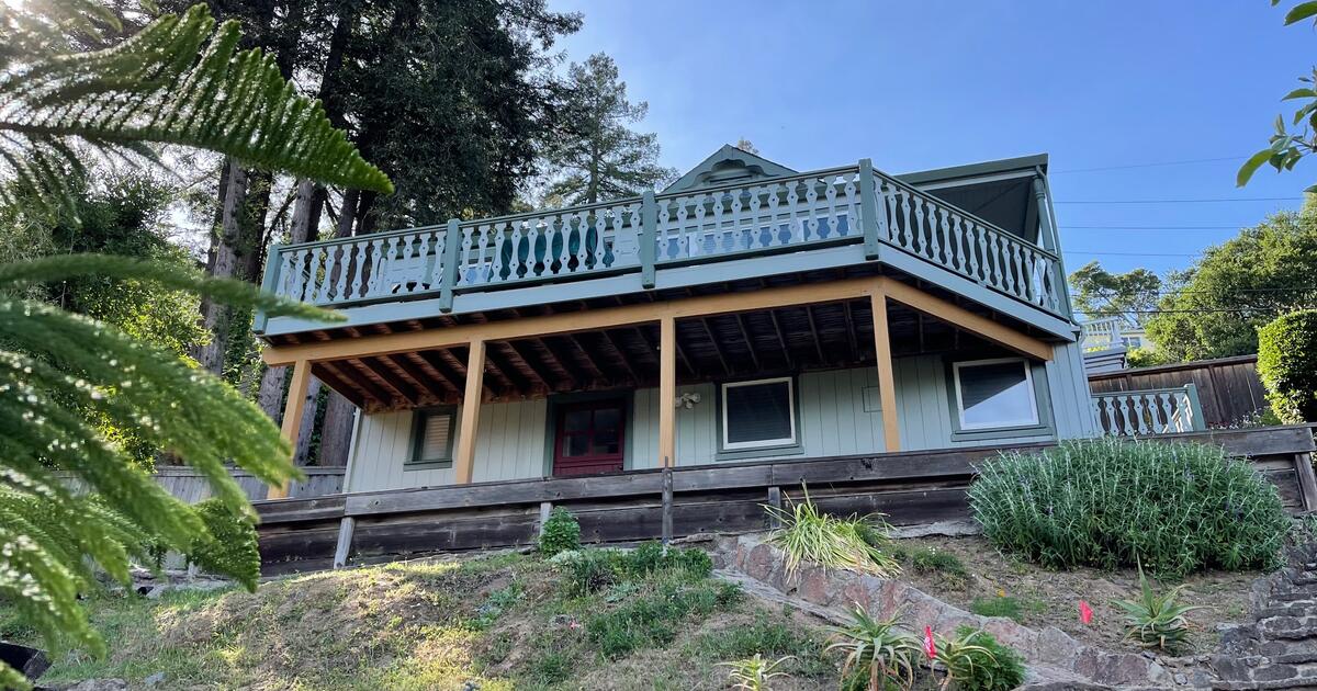 Cottage Rental in Corte Madera on Christmas Tree Hill in Corte Madera, CA For Sale & Free