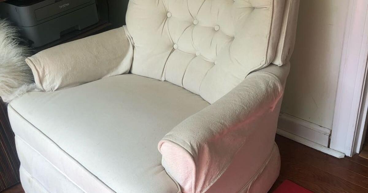 Ladies recliner for Free in Lexington, KY Finds — Nextdoor