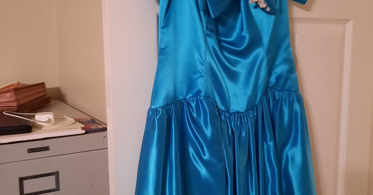 Formal gown. Reduced to 45 for 75 in Baton Rouge, LA For Sale