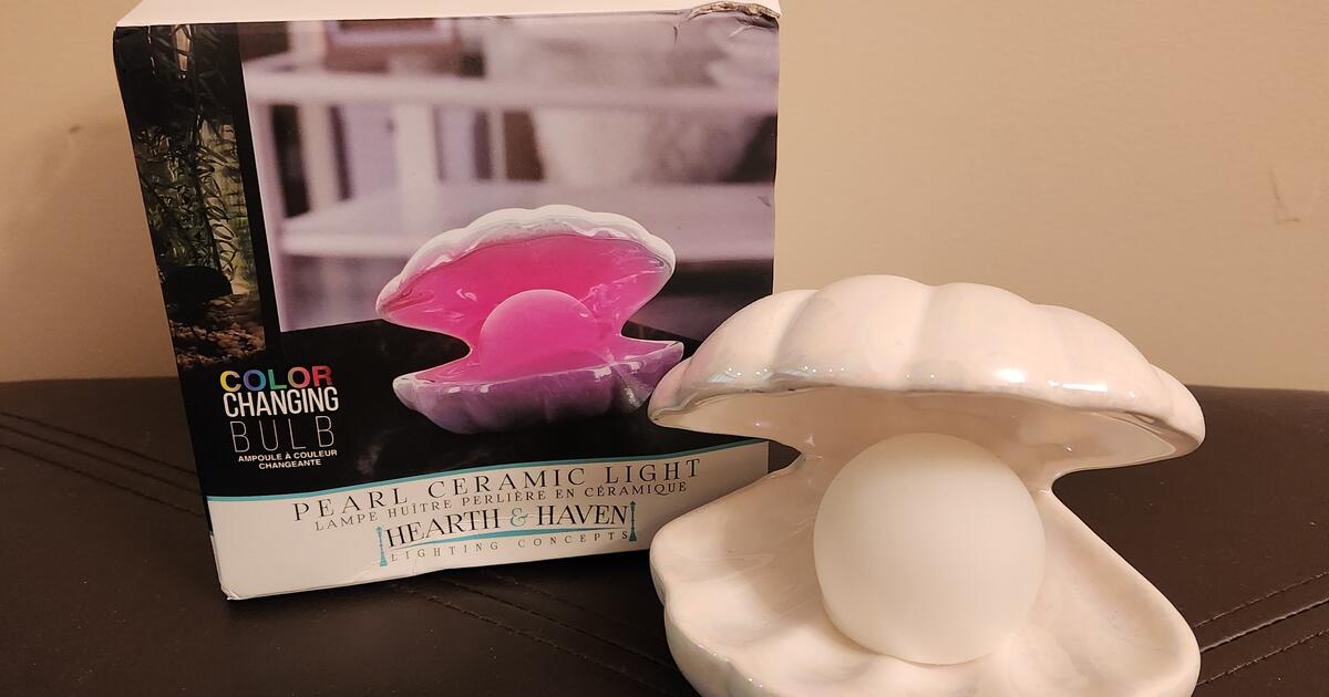 Ceramic Pearl Light for 10 in Seaford, NY For Sale & Free — Nextdoor