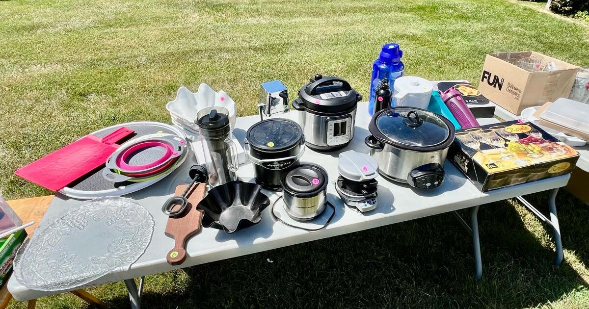 Yard Sale Wilbur Blvd for Free in Poughkeepsie, NY For Sale & Free