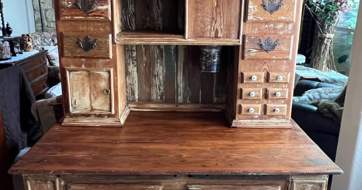 Antique furniture for 840 in New Braunfels, TX For Sale & Free