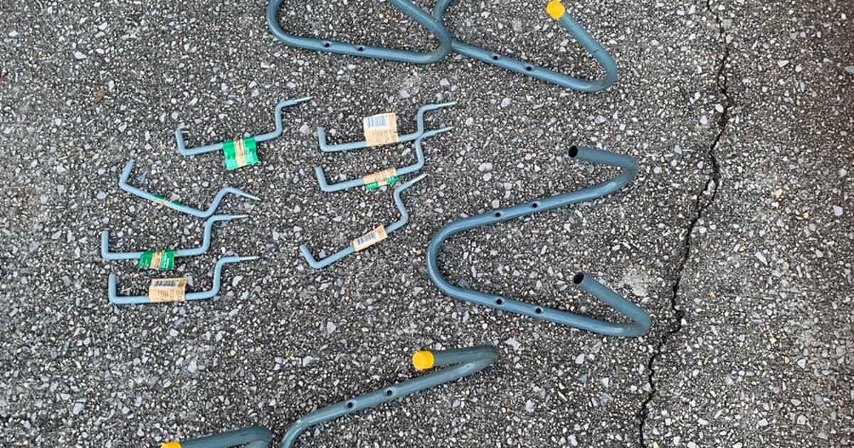 Rack hangers for 10 in Tomball, TX For Sale & Free — Nextdoor