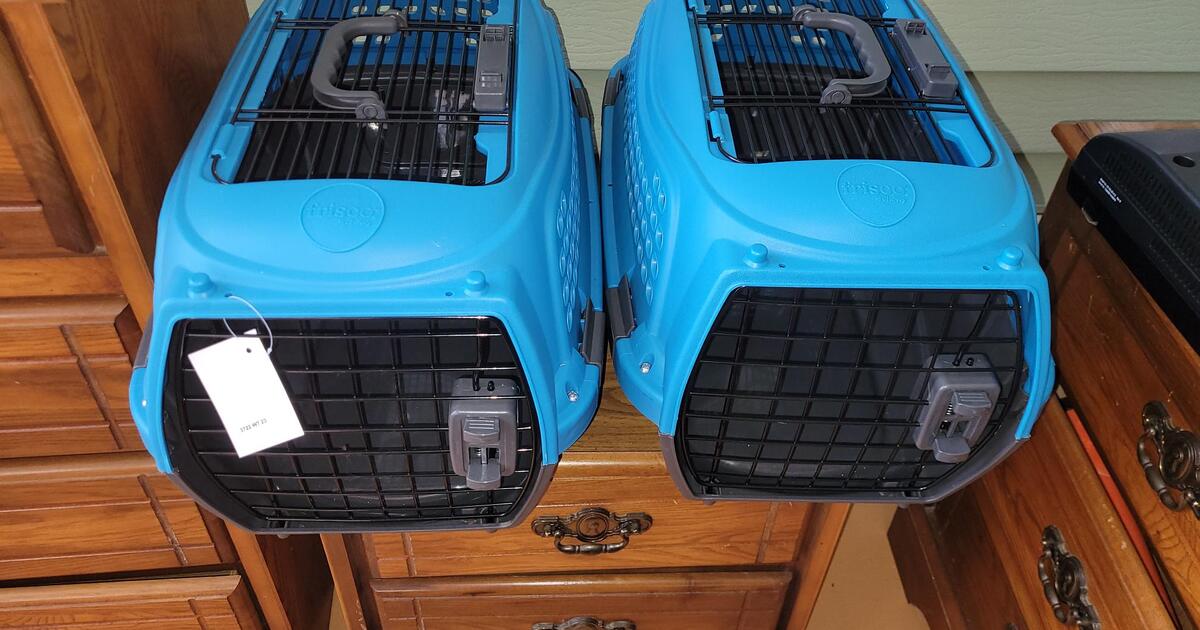 Two Hard Pet Carriers NEW For 15 In Palmetto FL For Sale Free Two hard pet carriers new for 15 in palmetto fl for sale free