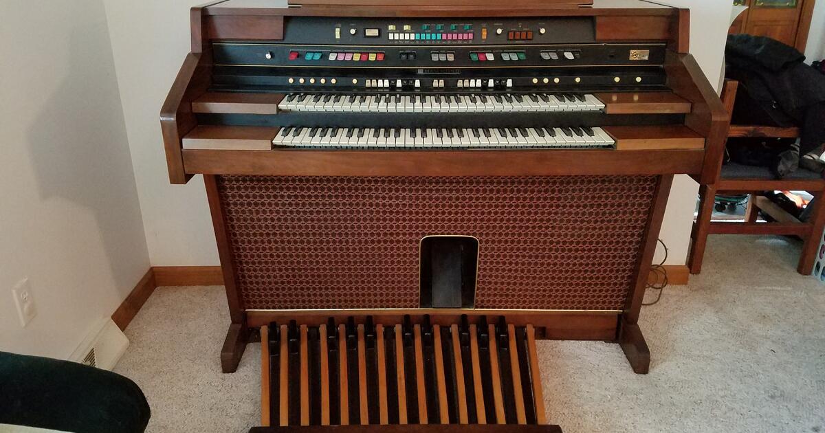 Hammond Monarch Organ Series 16000 for Free in Fulton, NY | For Sale ...