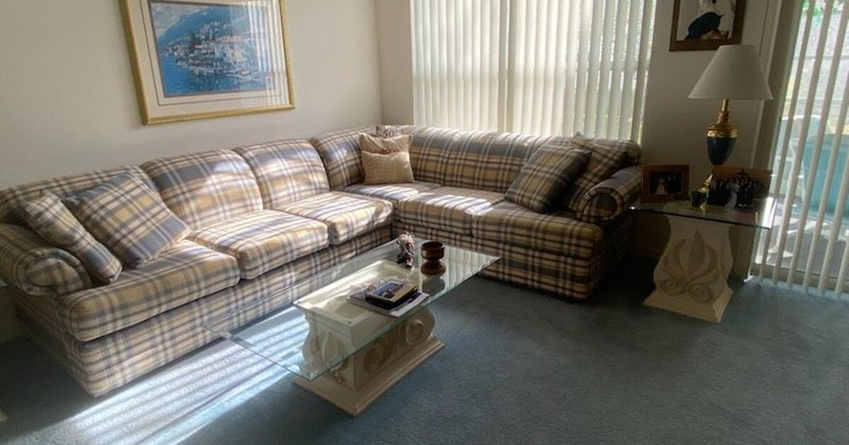 2piece Sofa and Tables for 600 in The Villages, FL For Sale & Free