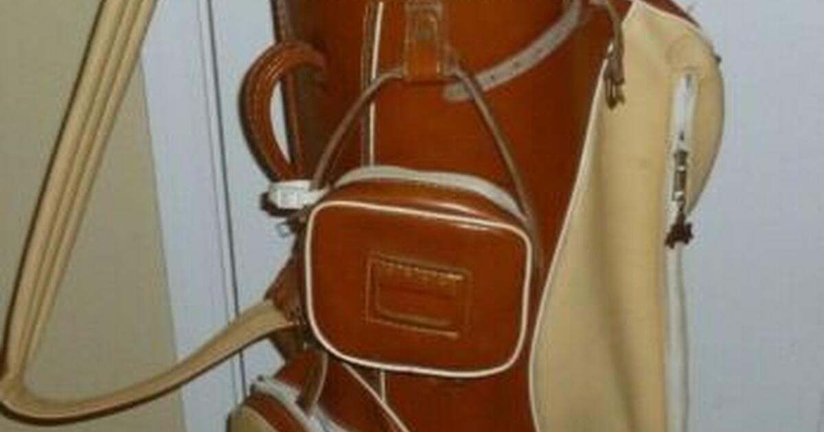Not Selling Looking for a used golf club bag that someone wants to dispose of. for Free in