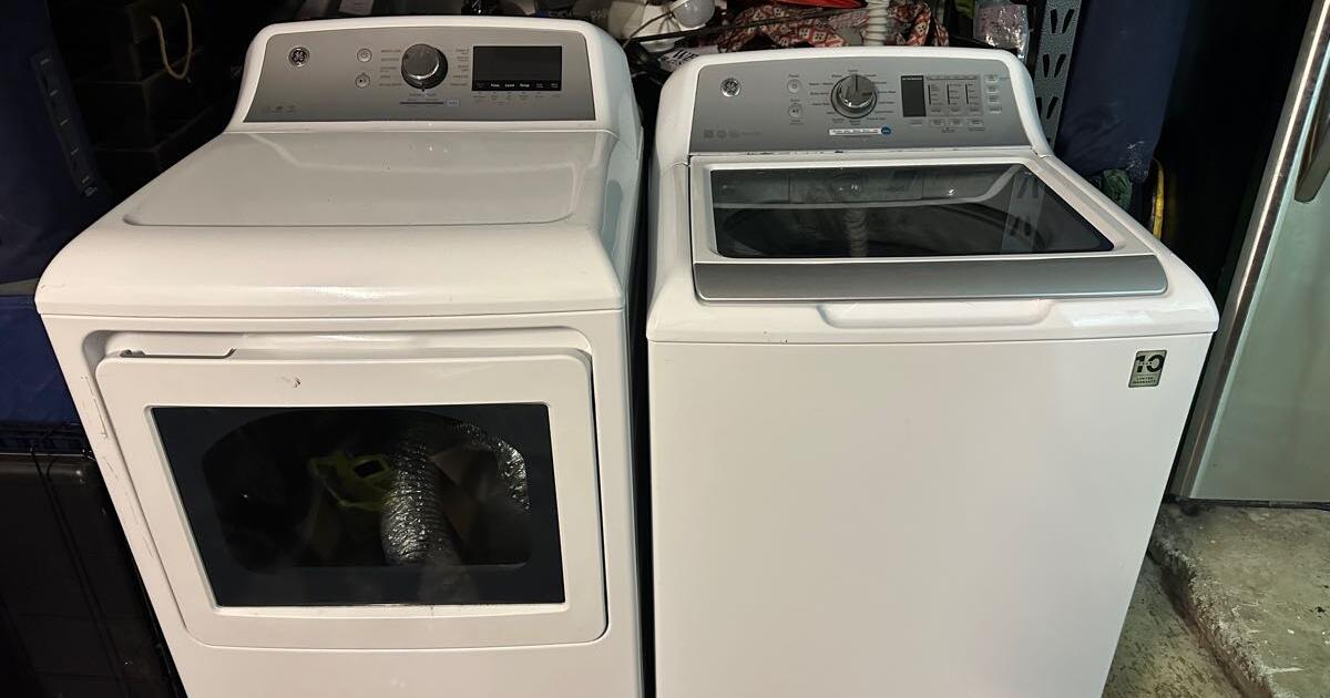 Free on Curb GE ENERGY STAR WASHER AND DRYER (ELECTRIC) for Free in