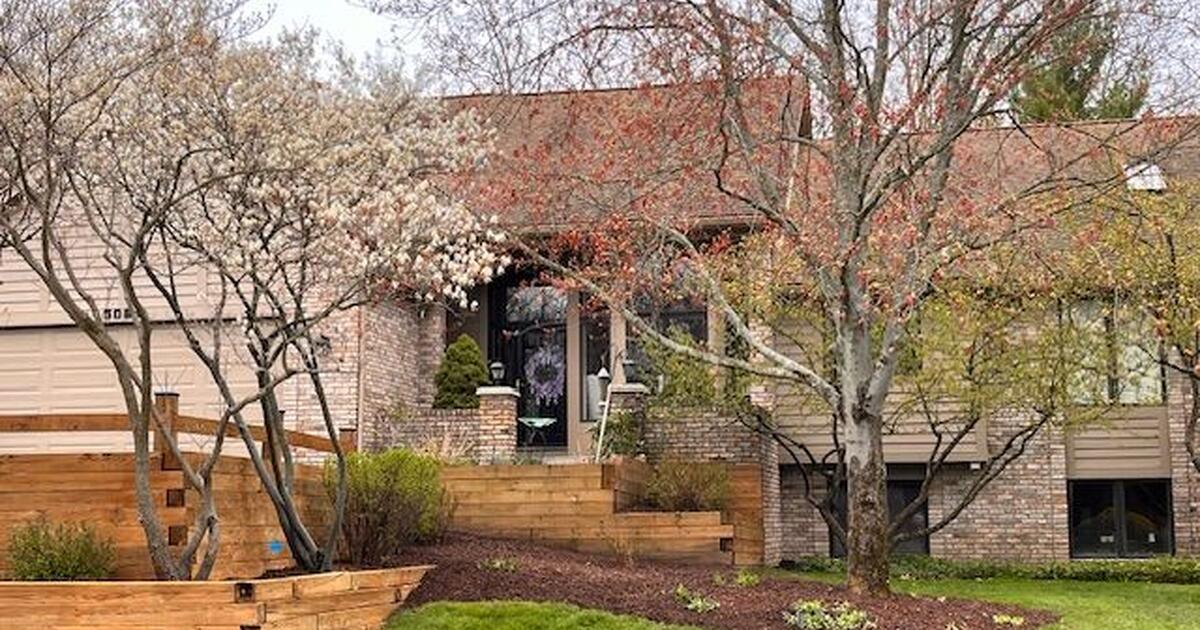 Quail Crest Condo for 443000 in Grand Rapids, MI For Sale & Free