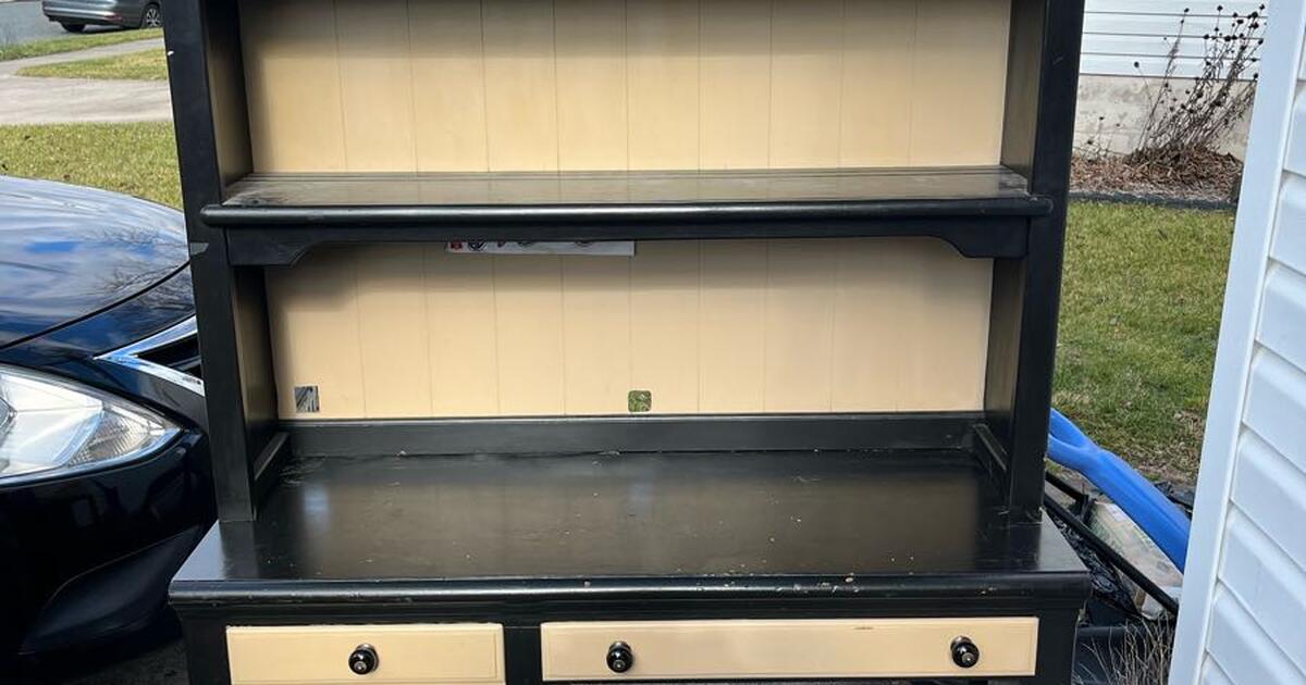 Desk with shelves for Free in Nottingham, MD For Sale & Free — Nextdoor