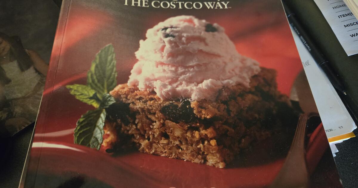 costco-christmas-cook-books-for-free-in-surprise-az-for-sale-free