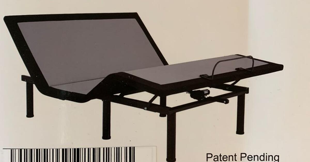 Mattress Firm 300 Adjustable Base Queen for 400 in Fair Haven, NJ
