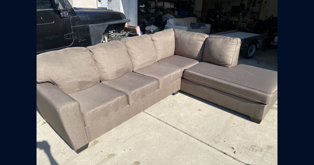 Sectional couch for 360 in Fresno, CA For Sale & Free — Nextdoor