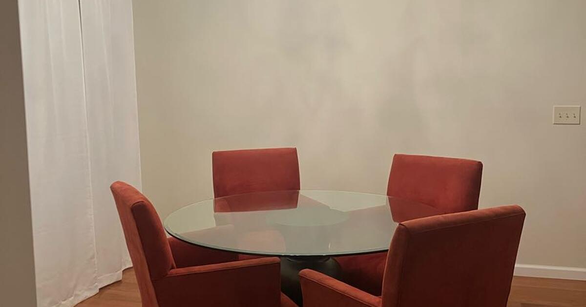 Moving sale Dining table and 4 chairs for 800 in Brevard, NC For Sale & Free — Nextdoor