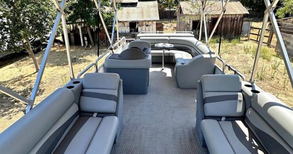 Pontoon Boat for 25000 in Discovery Bay, CA For Sale & Free — Nextdoor