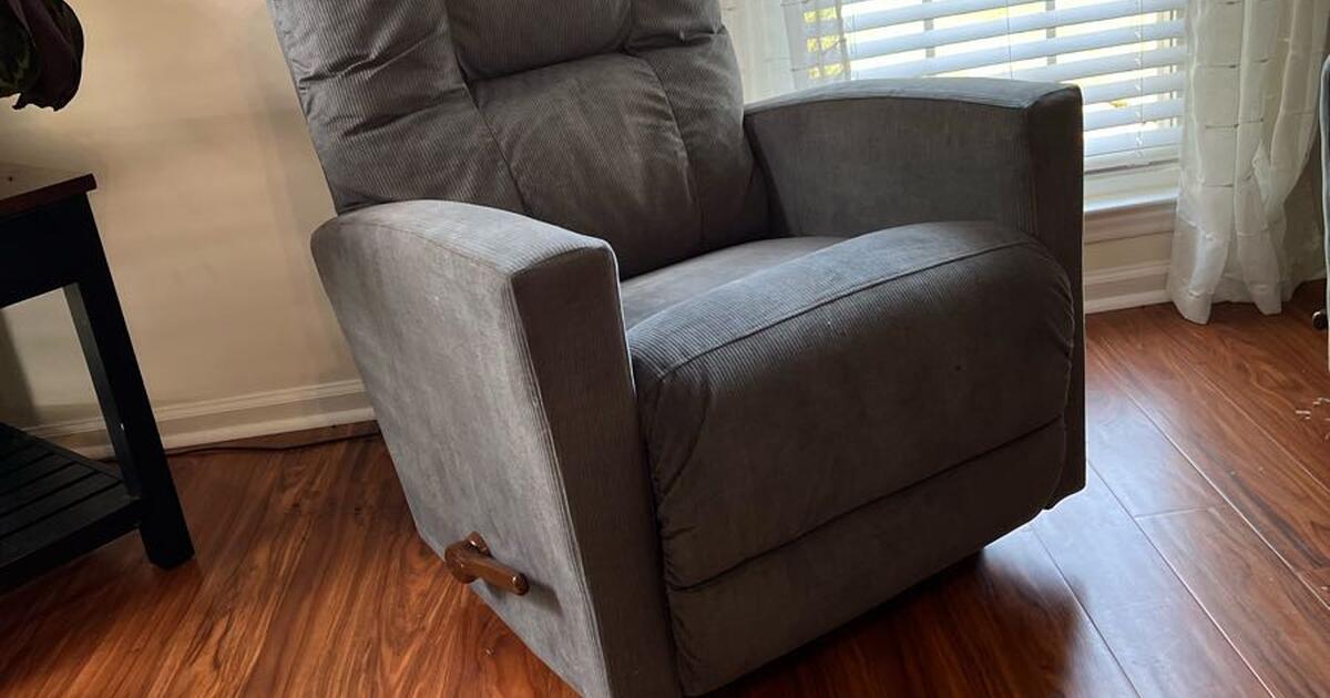 Lazy Boy Recliners for 100 in Charlotte, NC For Sale & Free — Nextdoor
