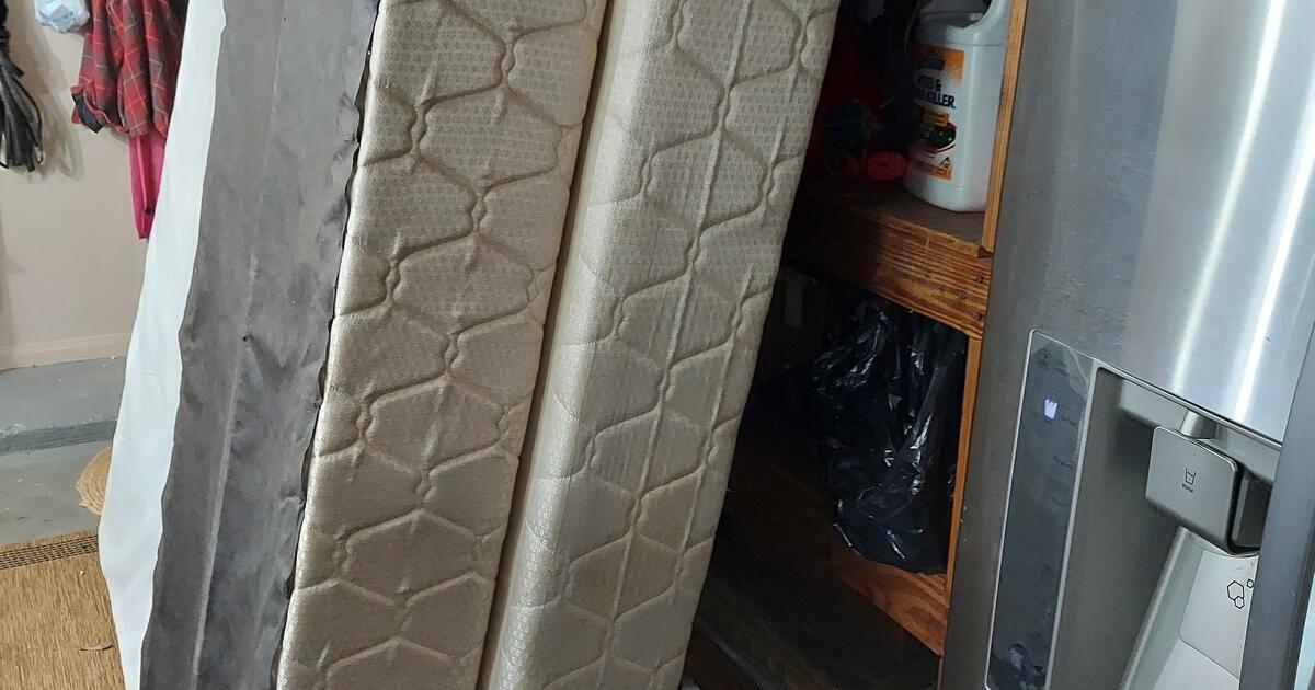 x2 Twin Box Springs for 60 in Spring, TX For Sale & Free — Nextdoor